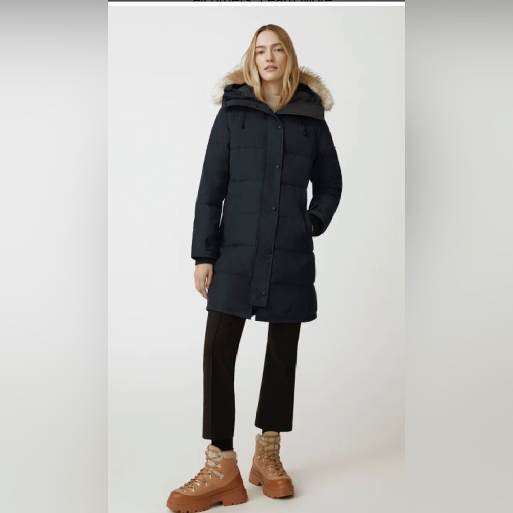 Canada Goose Shelburne Parka Heritage in black. Size XS